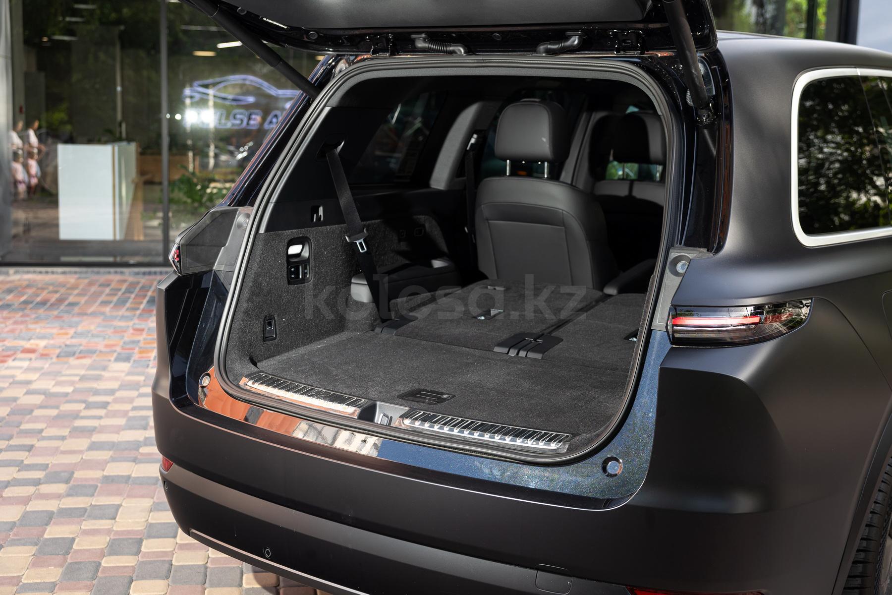 Li L9 SUV 2022 - н.в. года от 27 000 000 тенге
