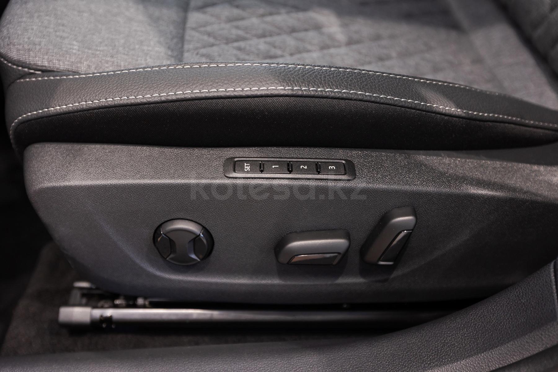 Skoda Octavia C 2024 - н.в. года от 14 990 000 тенге