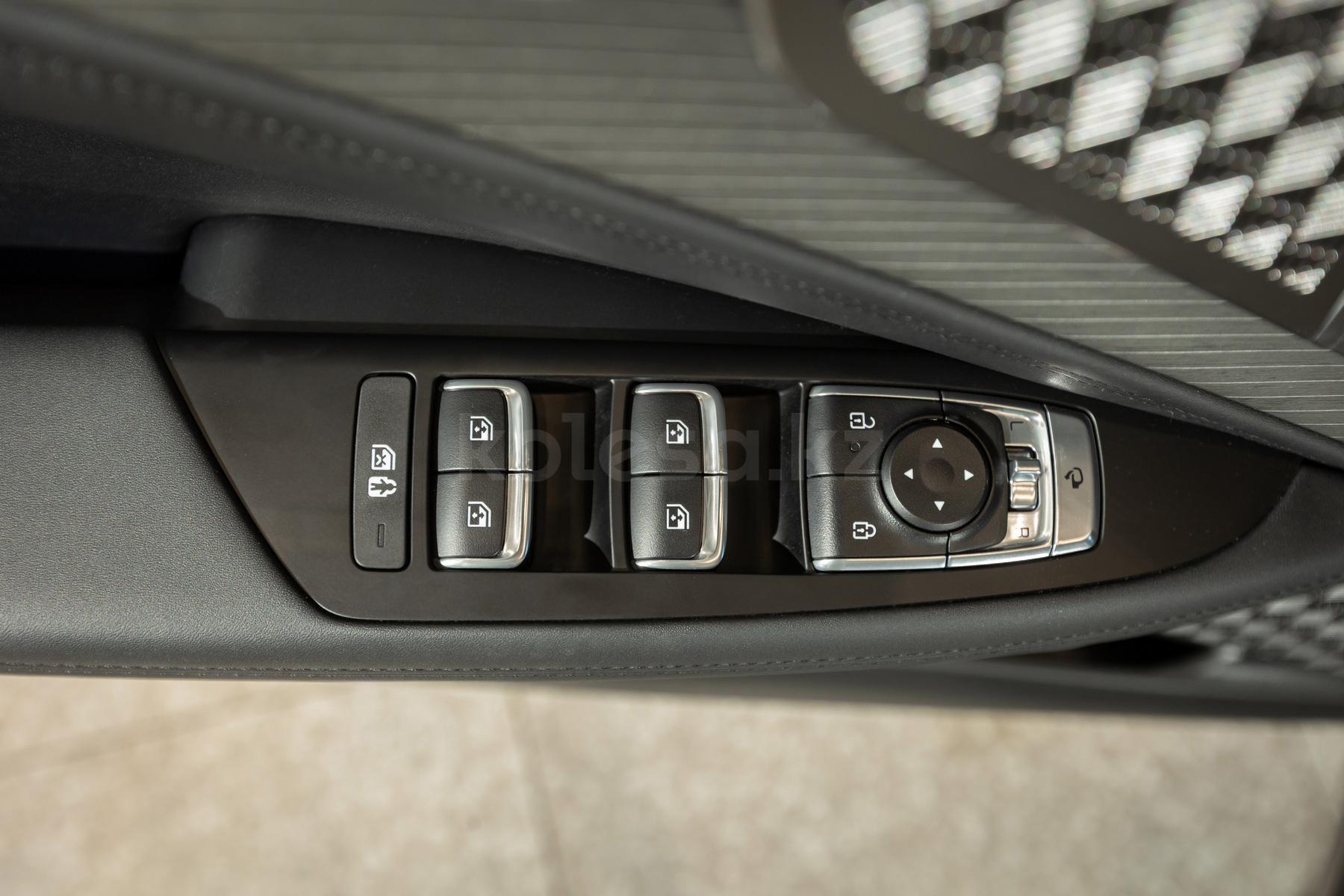 Kia K8 F 2024 - н.в. года от 27 490 000 тенге