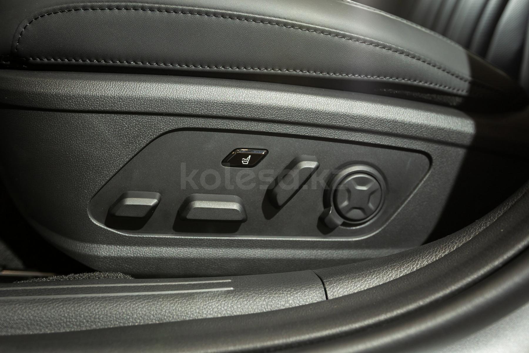 Kia K8 F 2024 - н.в. года от 27 490 000 тенге