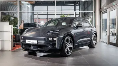 Porsche Macan EV