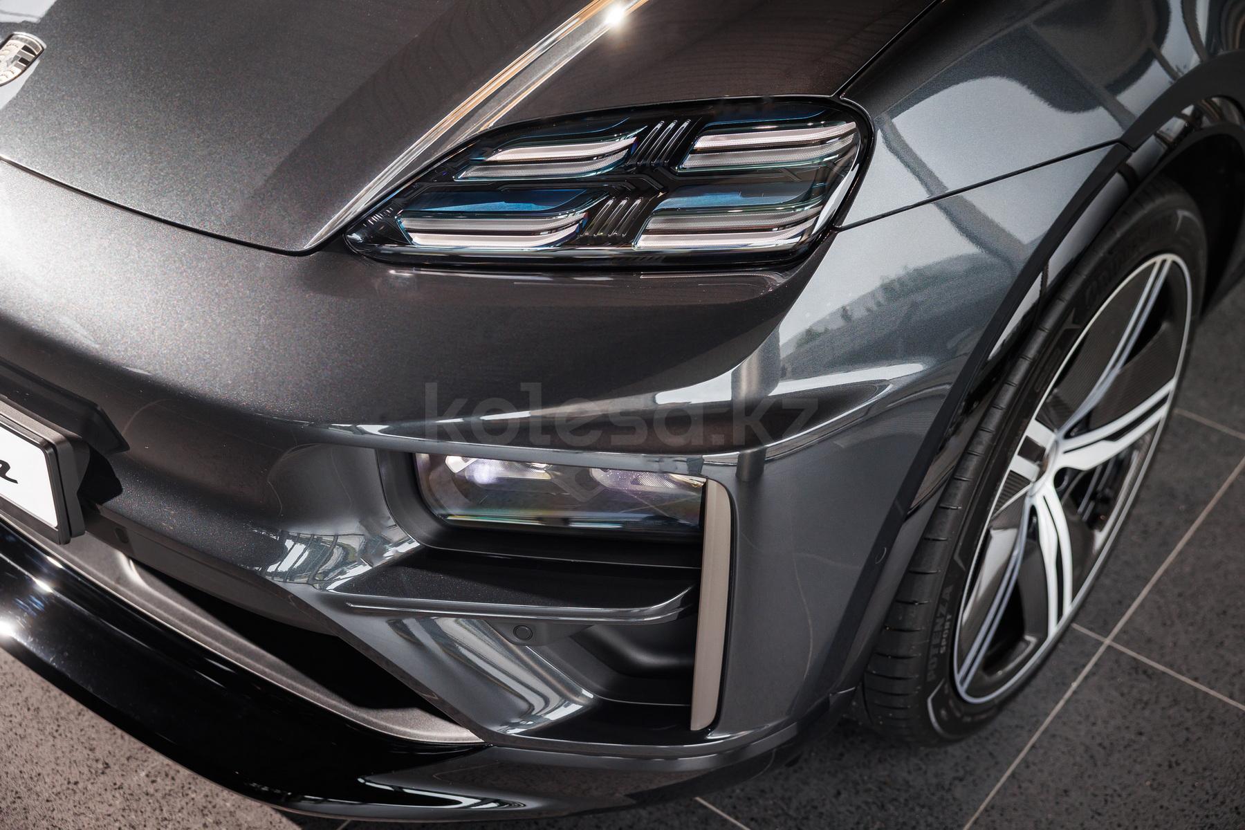 Porsche Macan EV SUV 2024 - н.в. года от 63 000 000 тенге