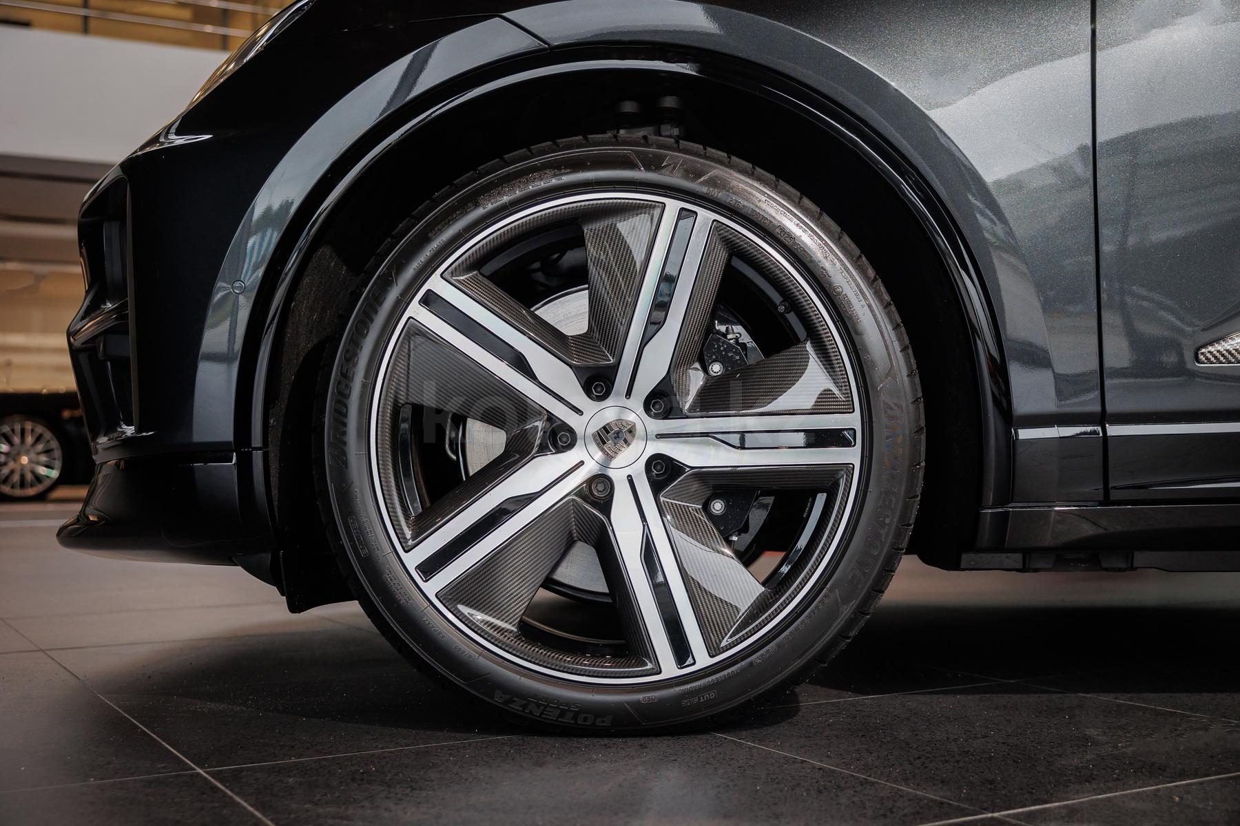 Porsche Macan EV SUV 2024 - н.в. года от 63 000 000 тенге