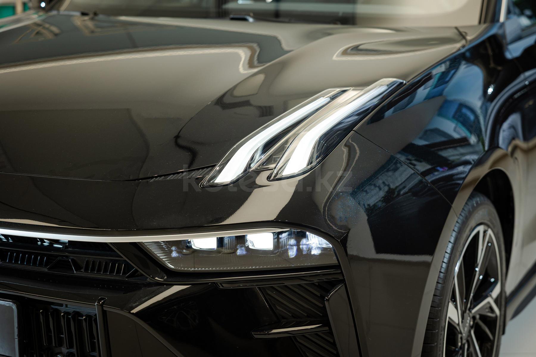 Lynk & Co 03 C 2022 - н.в. года от 13 790 000 тенге