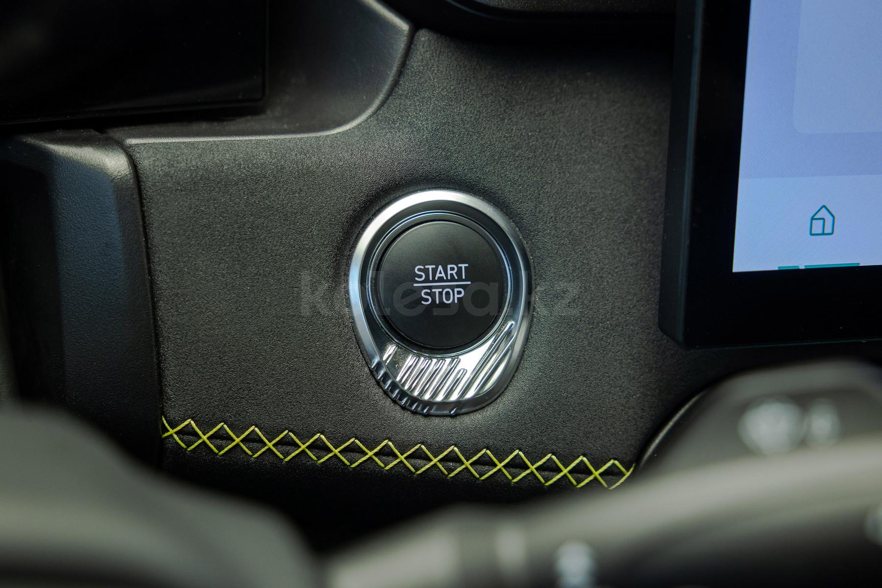 Lynk & Co 03 C 2022 - н.в. года от 13 790 000 тенге