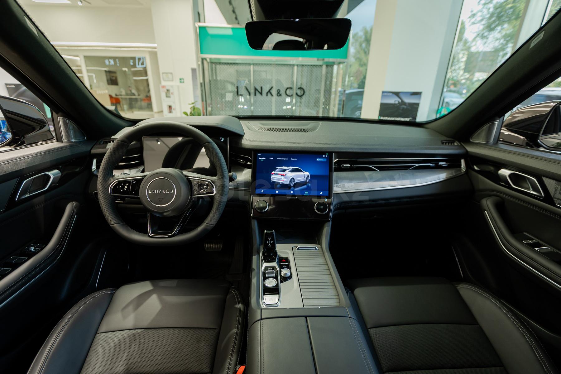 Lynk & Co 09 SUV 2021 - н.в. года от 26 290 000 тенге