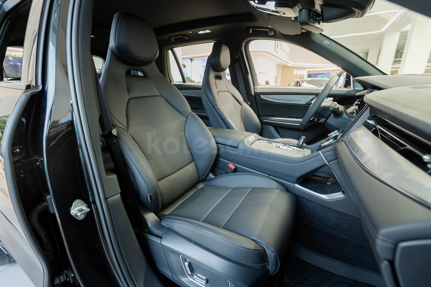 Lynk & Co 09 SUV 2021 - н.в. года от 26 290 000 тенге