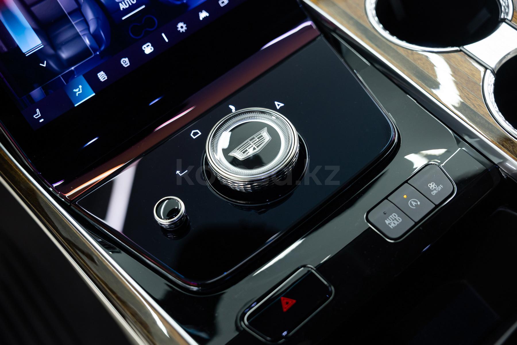 Cadillac Escalade SUV 2024 - н.в. года от 83 500 000 тенге