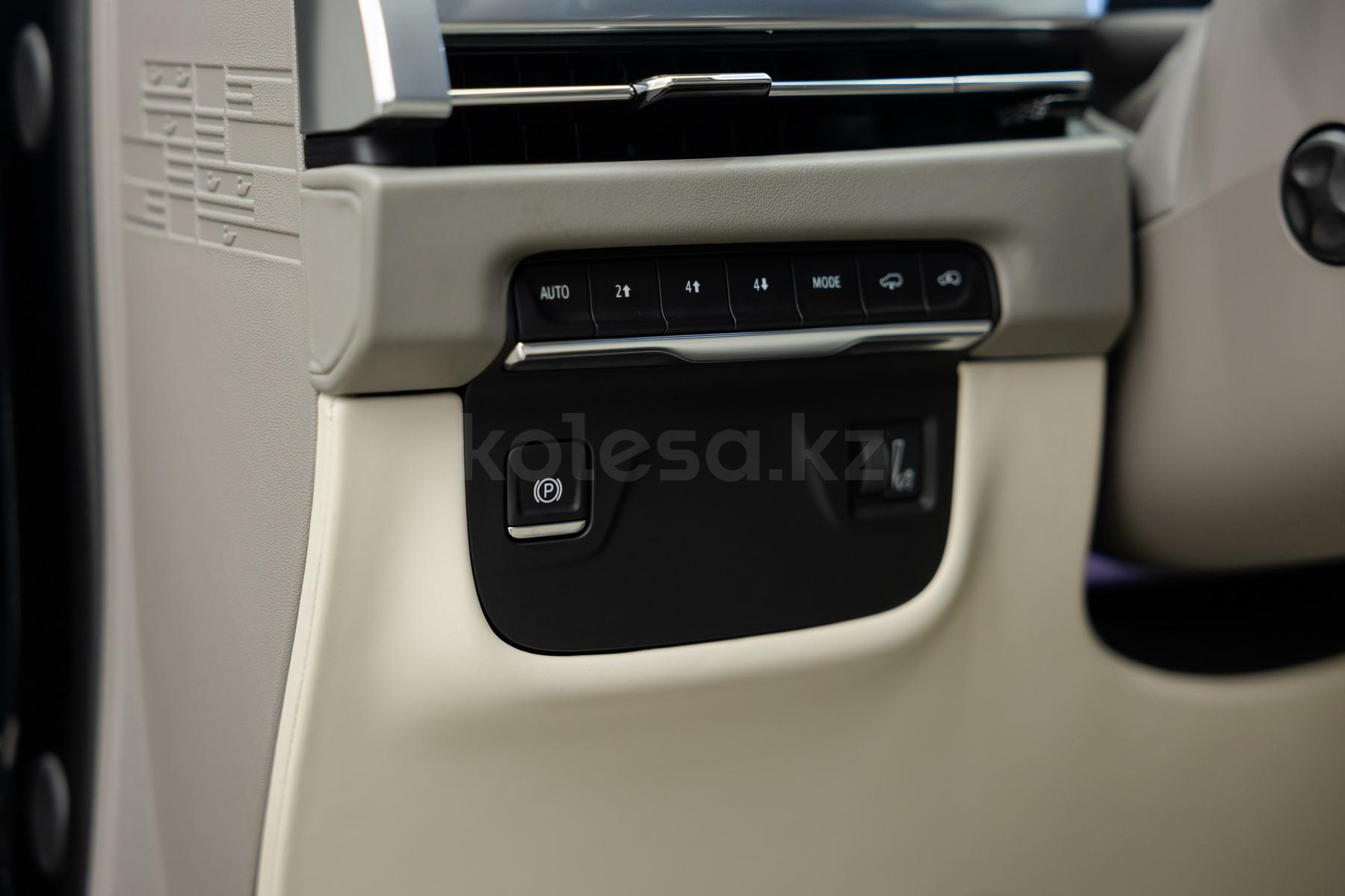Cadillac Escalade SUV 2024 - н.в. года от 83 500 000 тенге