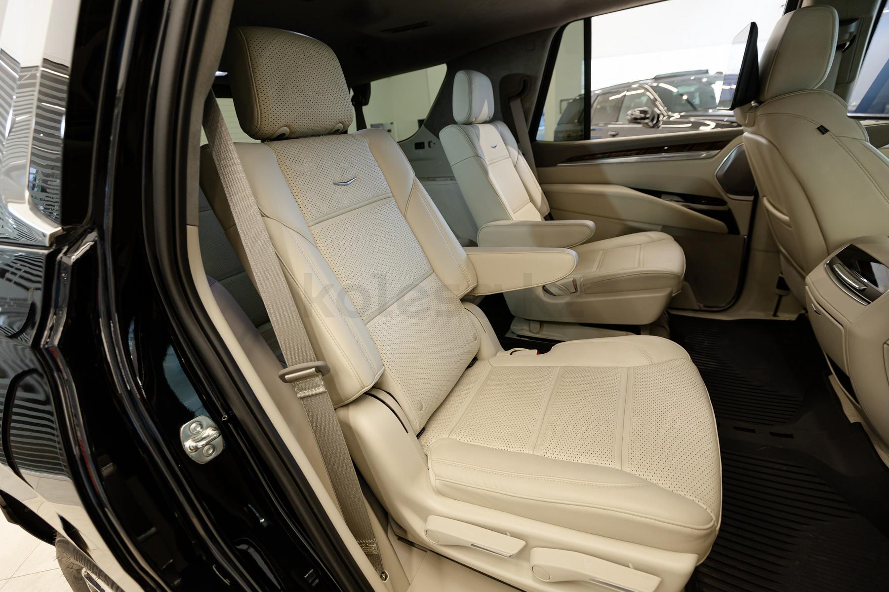 Cadillac Escalade SUV 2024 - н.в. года от 83 500 000 тенге