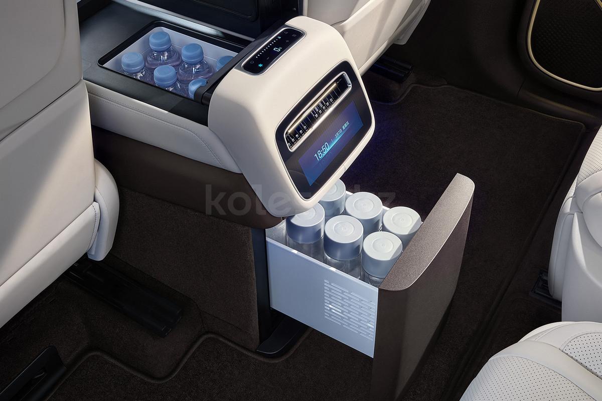 Denza N9 SUV 2024 - н.в. года от 30 150 000 тенге