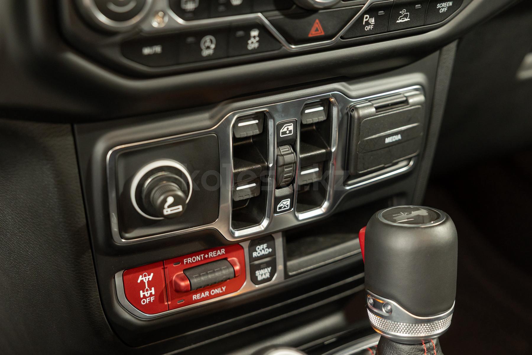 Jeep Wrangler SUV 2023 - н.в. года от 26 110 000 тенге