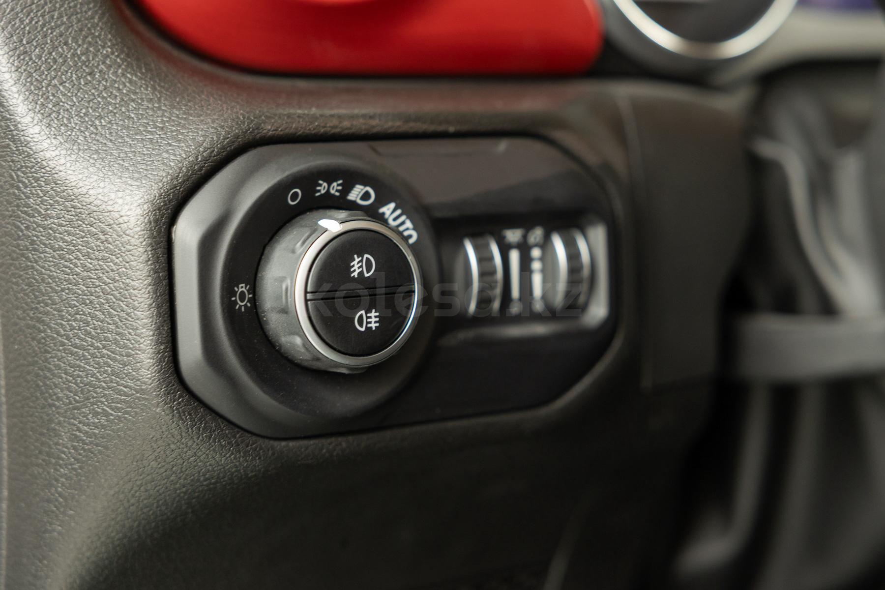 Jeep Wrangler SUV 2023 - н.в. года от 26 110 000 тенге