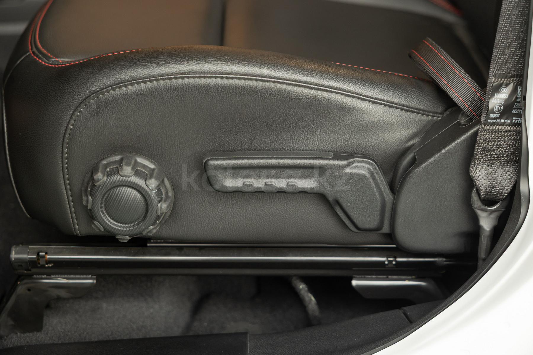 Jeep Wrangler SUV 2023 - н.в. года от 26 110 000 тенге