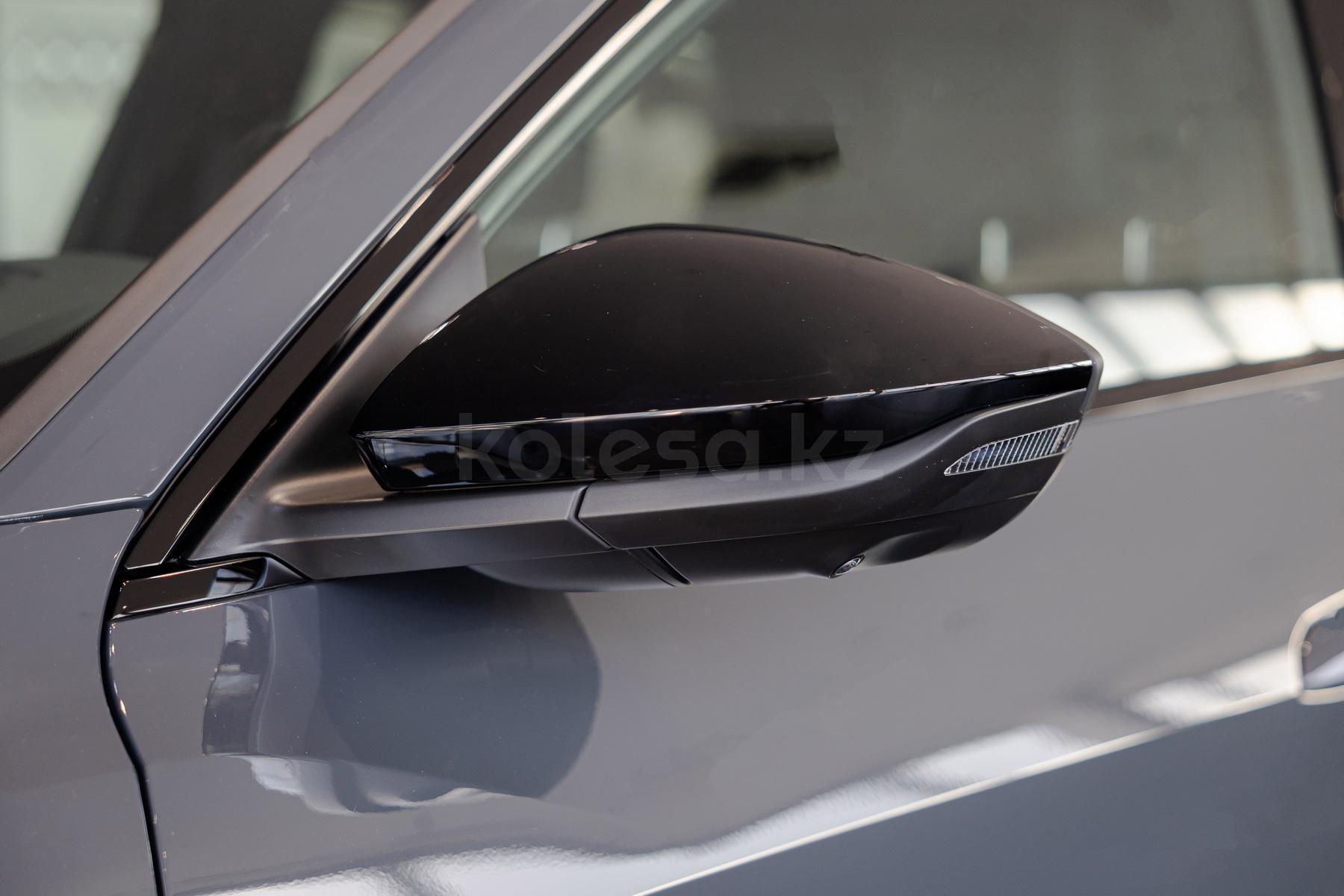 Audi Q8 e-tron SUV 2022 - н.в. года от 34 999 000 тенге