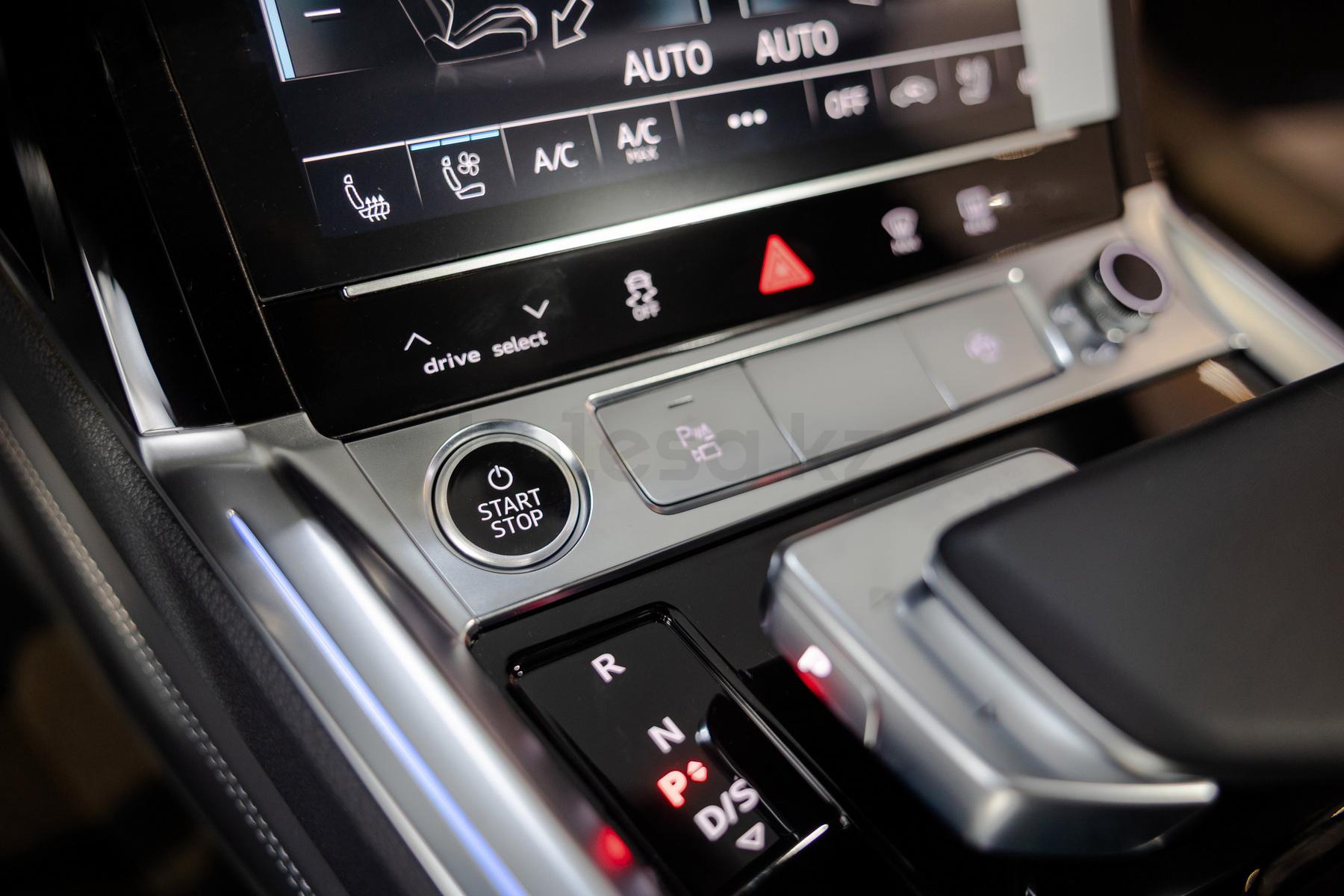 Audi Q8 e-tron SUV 2022 - н.в. года от 34 999 000 тенге