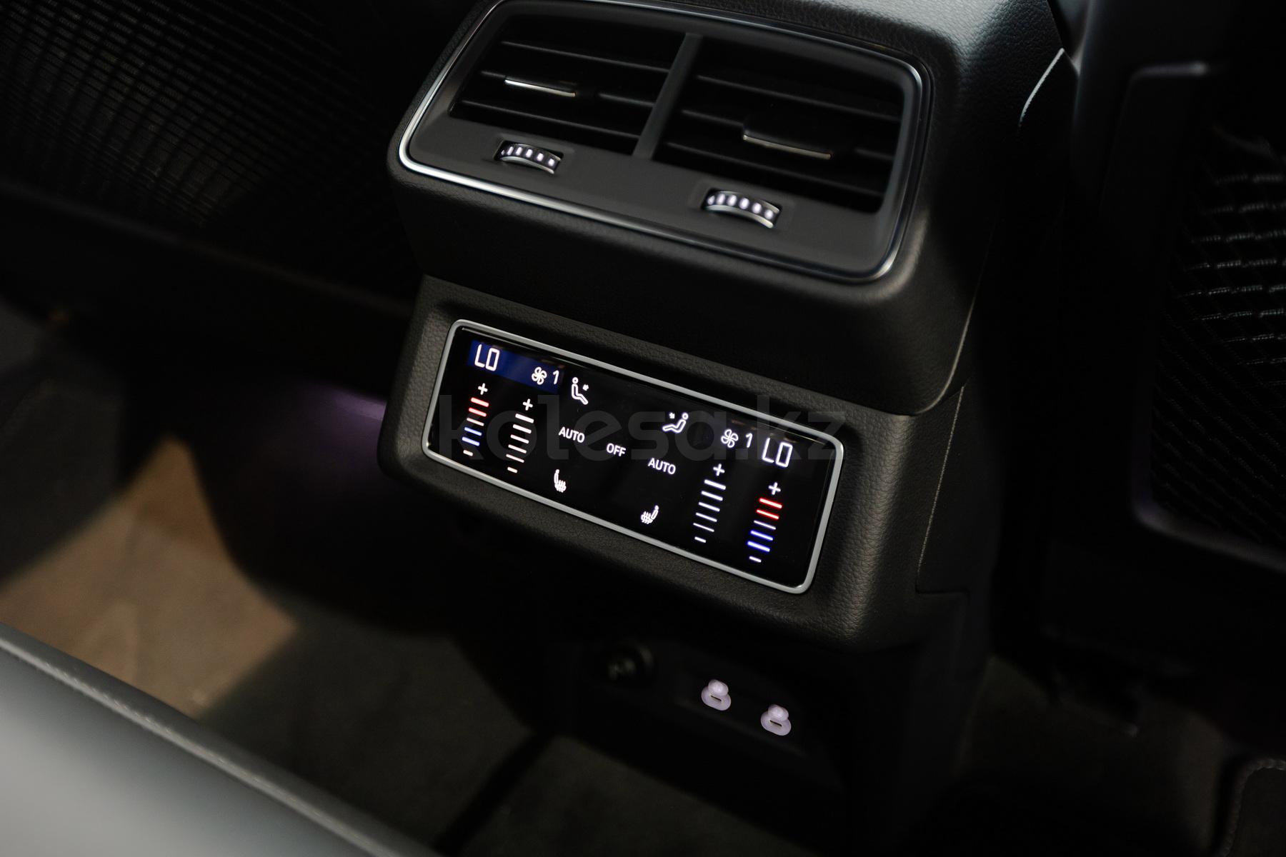 Audi Q8 e-tron SUV 2022 - н.в. года от 34 999 000 тенге