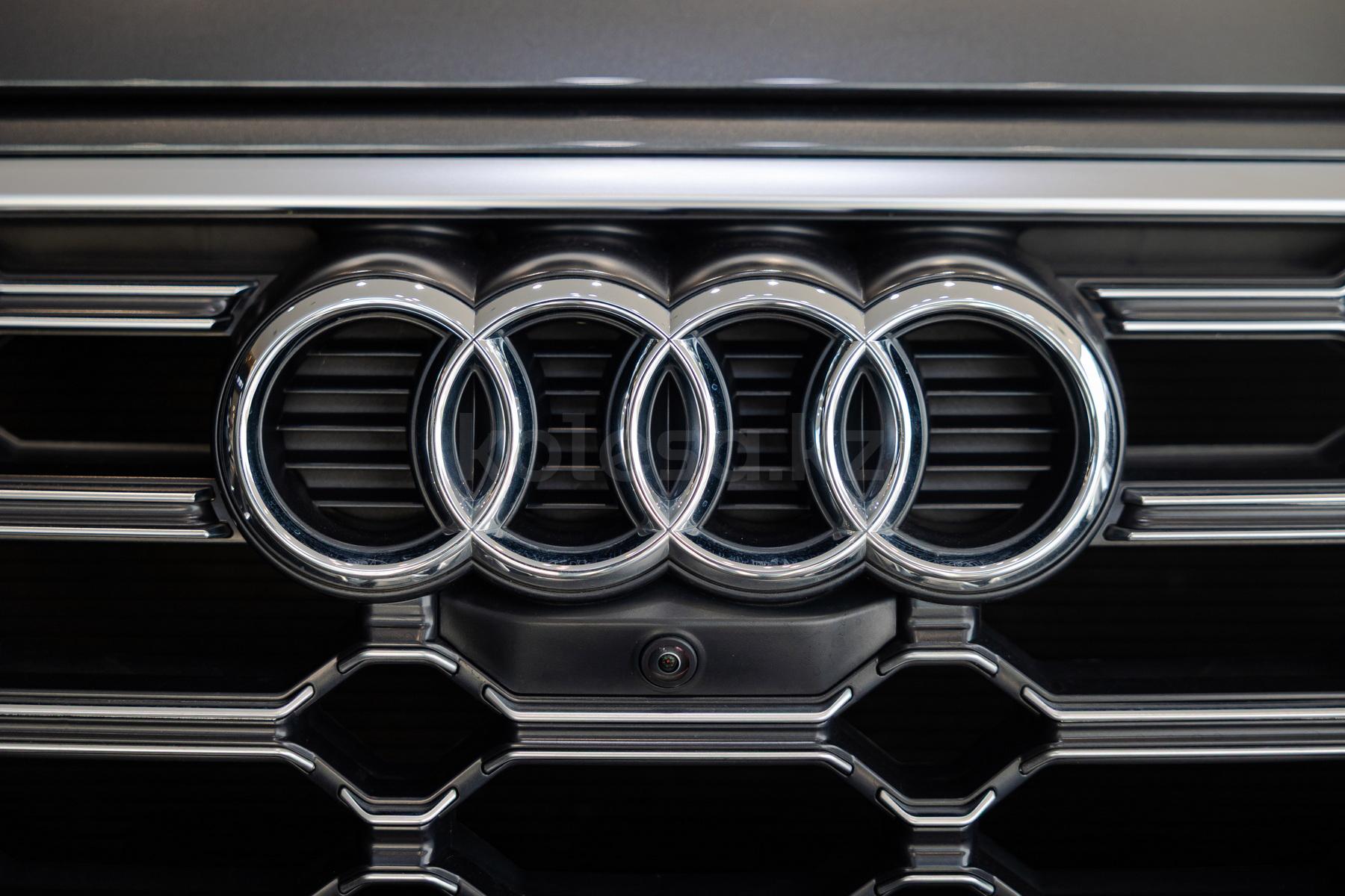 Audi SQ5 SUV 2020 - 2024 года от 39 500 000 тенге