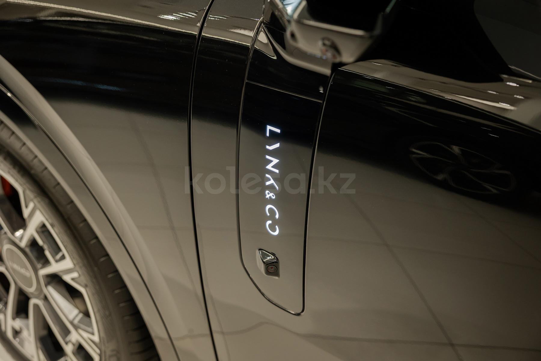 Lynk & Co 900 SUV 2025 - н.в. года от 25 500 000 тенге