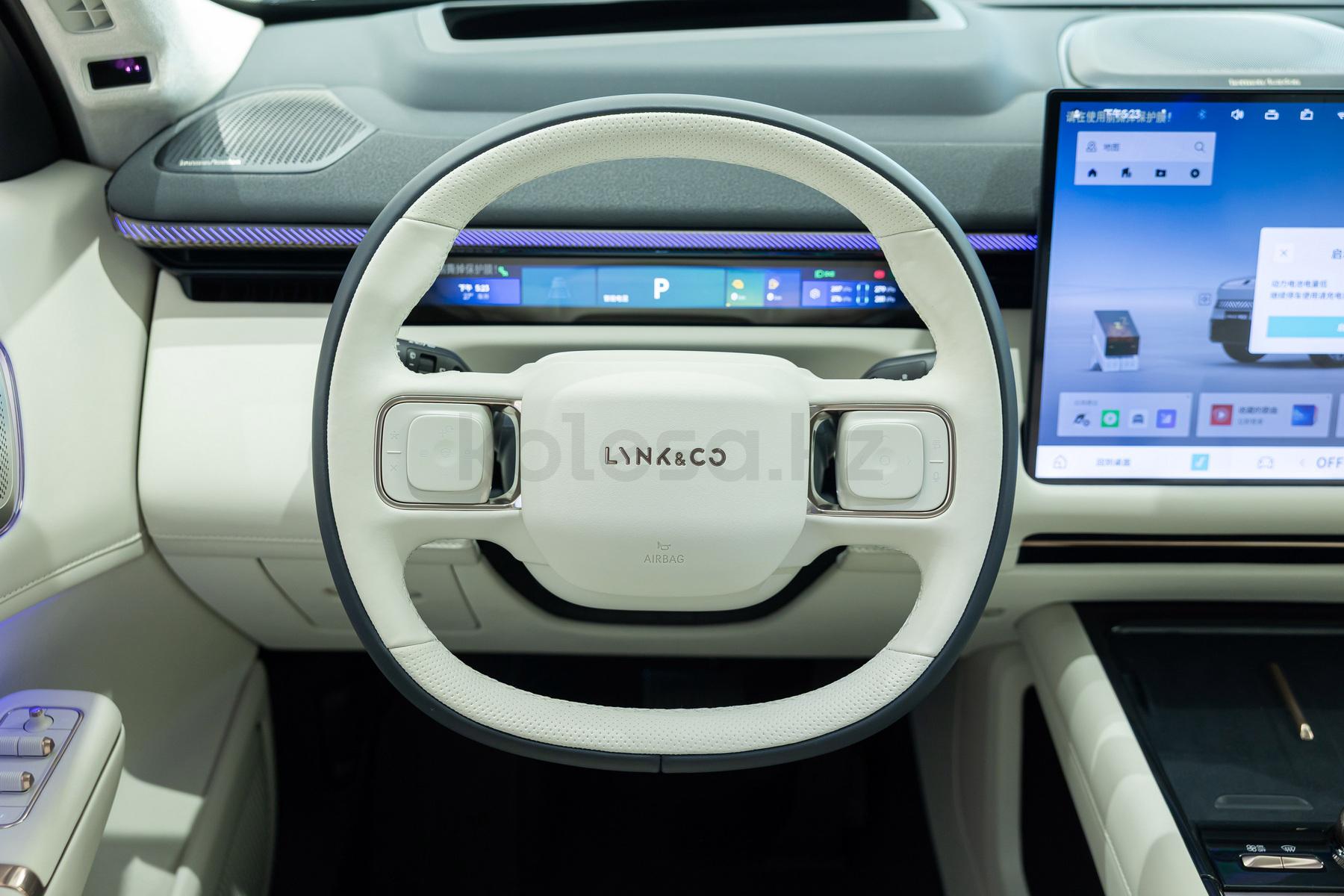 Lynk & Co 900 SUV 2025 - н.в. года от 25 500 000 тенге