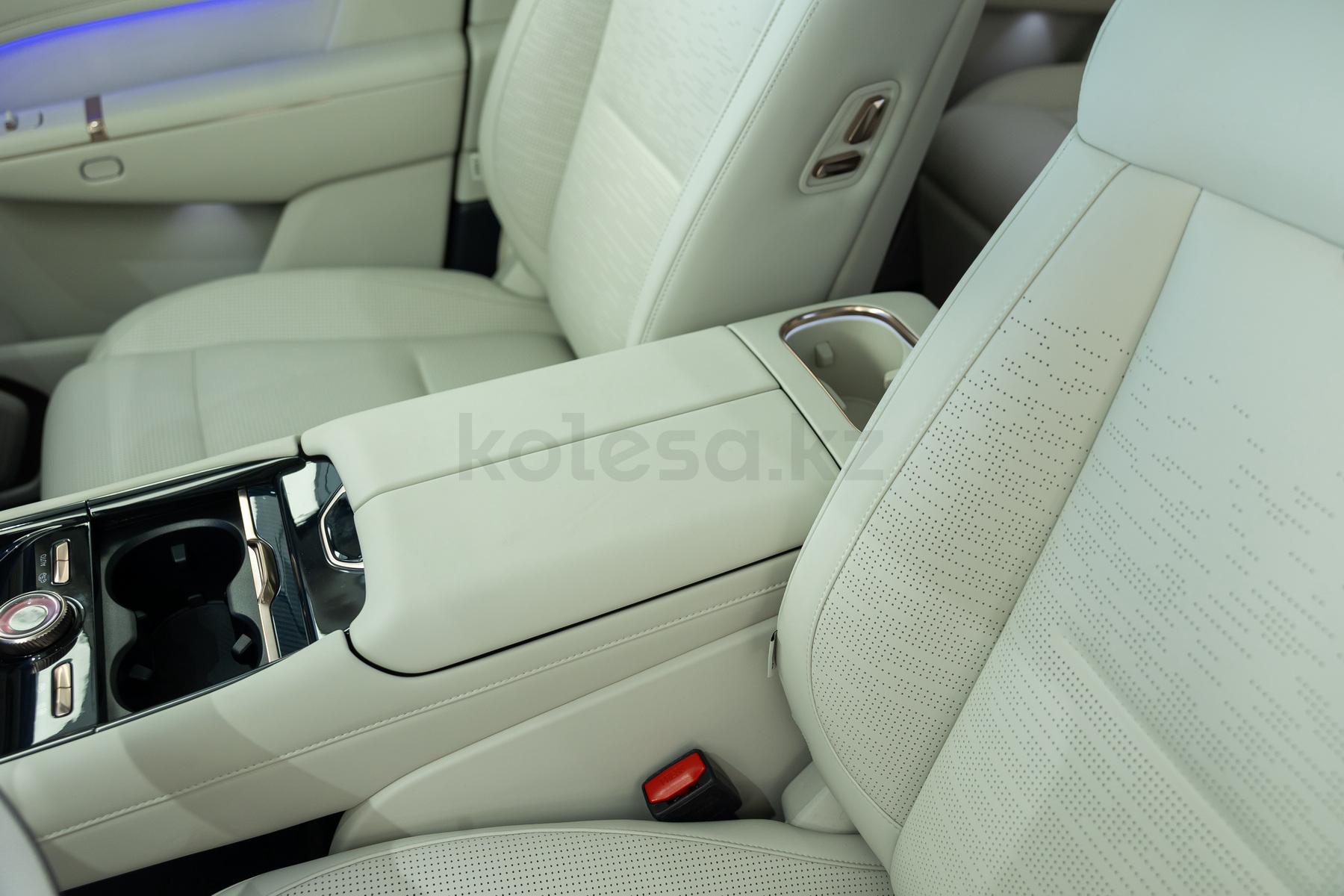 Lynk & Co 900 SUV 2025 - н.в. года от 25 500 000 тенге