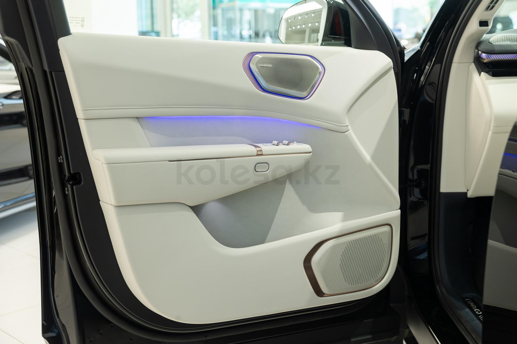 Lynk & Co 900 SUV 2025 - н.в. года от 25 500 000 тенге