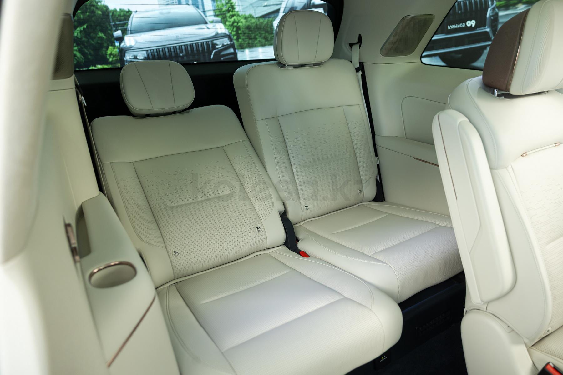 Lynk & Co 900 SUV 2025 - н.в. года от 25 500 000 тенге