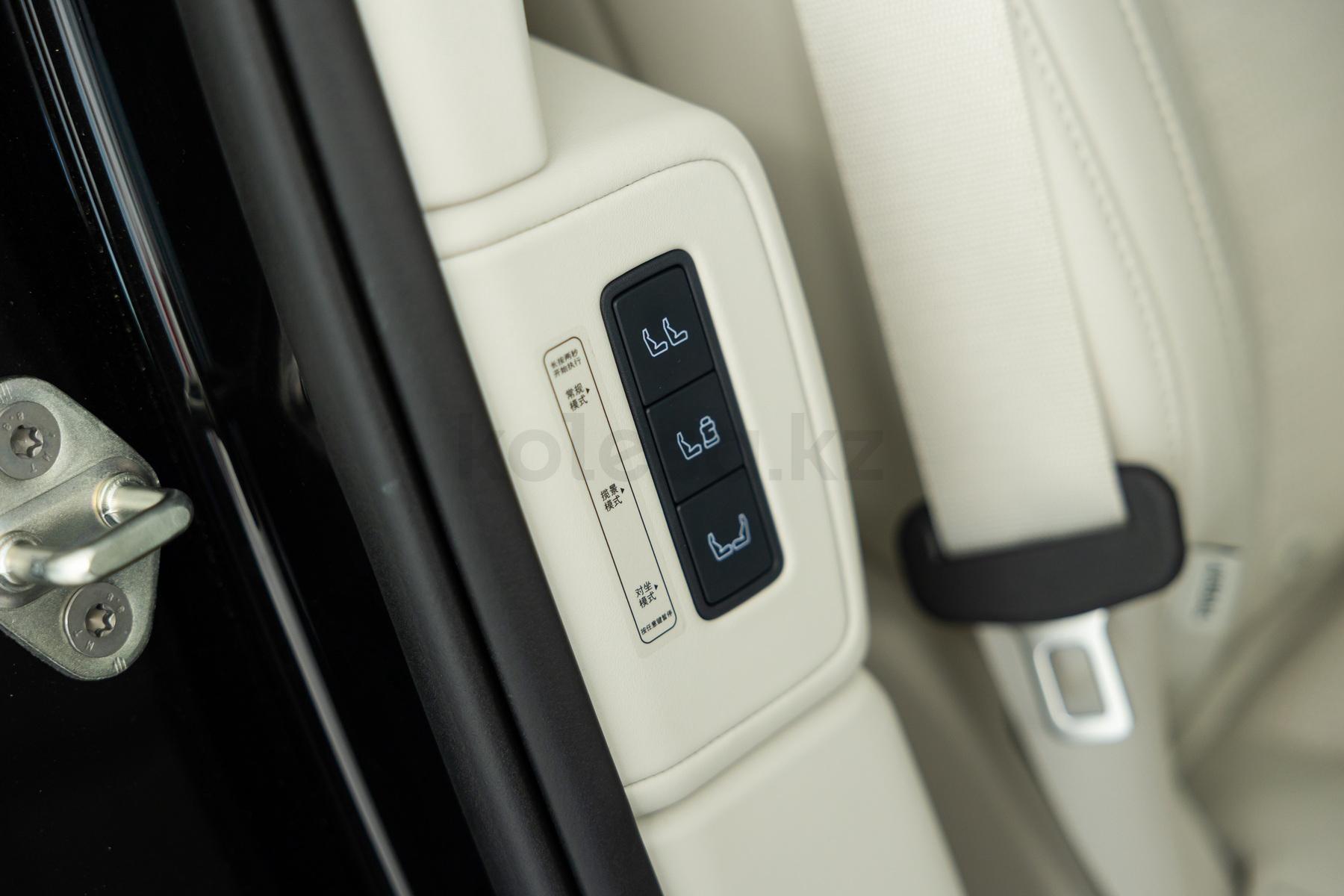 Lynk & Co 900 SUV 2025 - н.в. года от 25 500 000 тенге