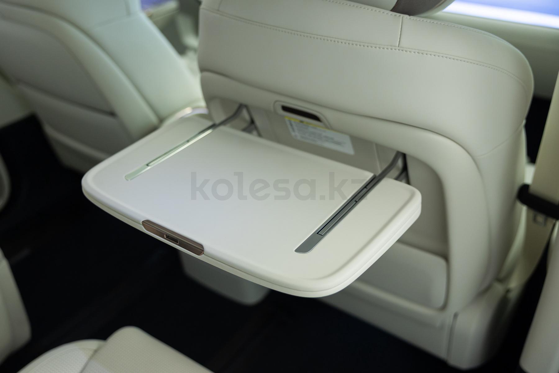 Lynk & Co 900 SUV 2025 - н.в. года от 25 500 000 тенге