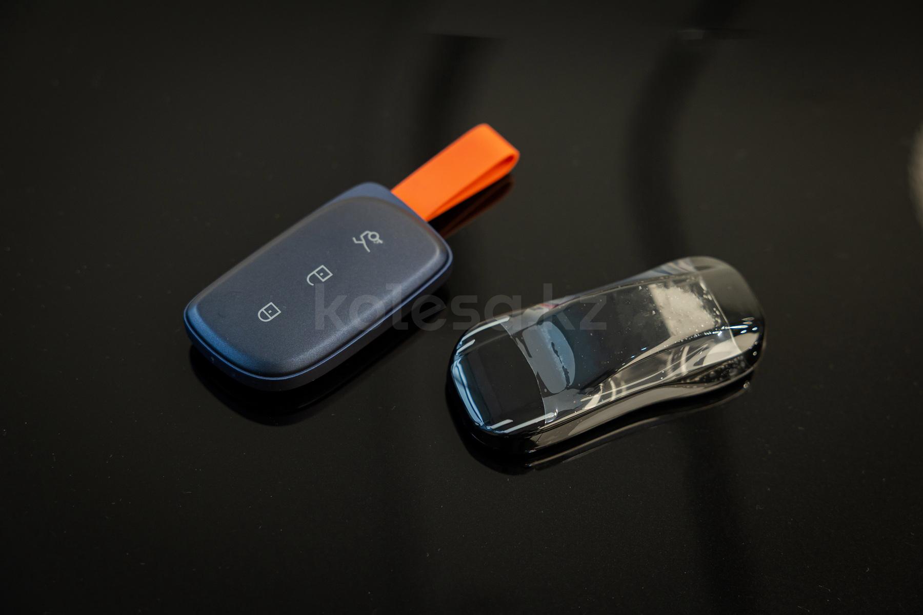 Lynk & Co 900 SUV 2025 - н.в. года от 25 500 000 тенге