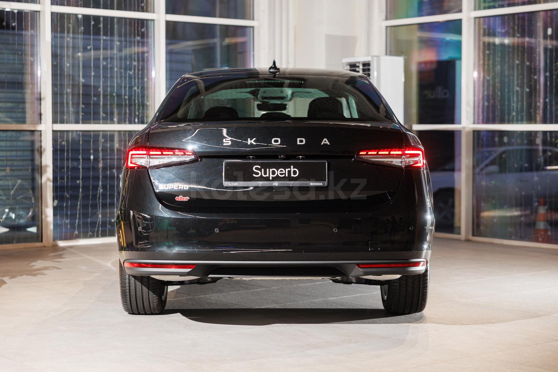 Skoda Superb D 2023 - н.в. года от 16 300 000 тенге