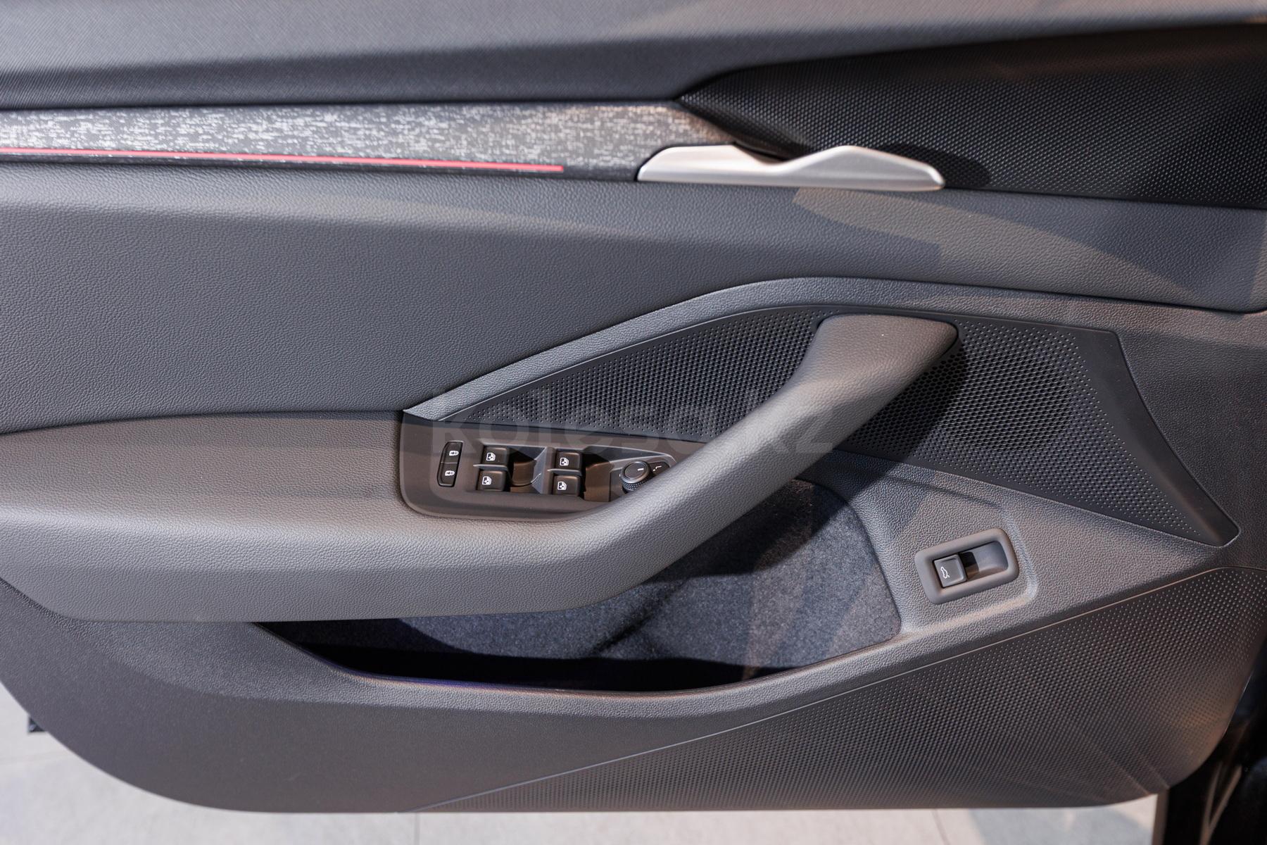 Skoda Superb D 2023 - н.в. года от 16 300 000 тенге