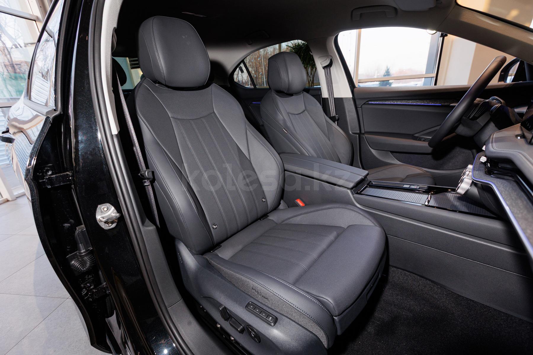 Skoda Superb D 2023 - н.в. года от 16 300 000 тенге