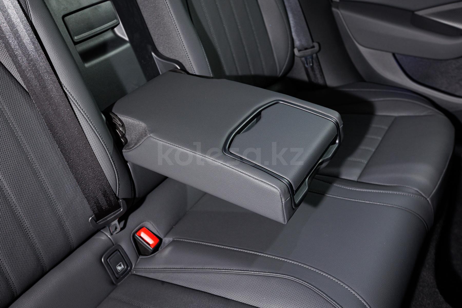 Skoda Superb D 2023 - н.в. года от 16 300 000 тенге