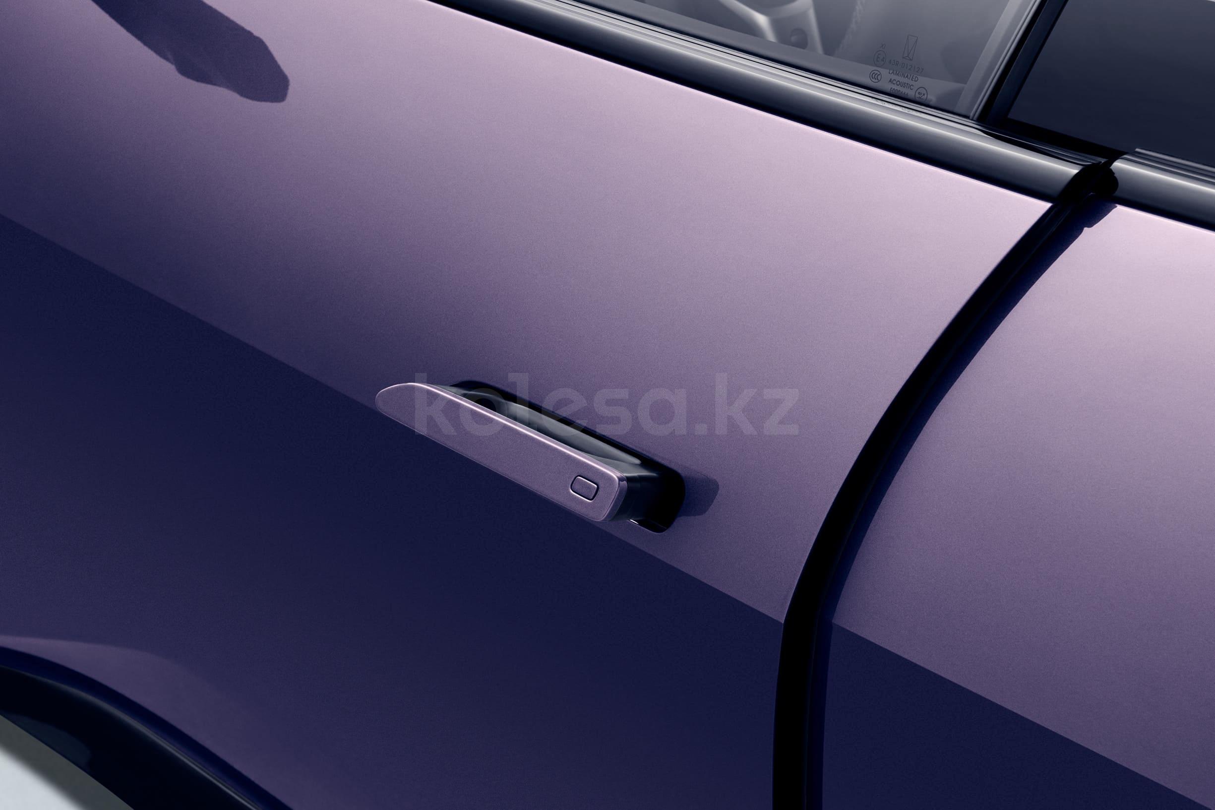 Avatr 12 E 2023 - н.в. года от 23 000 000 тенге