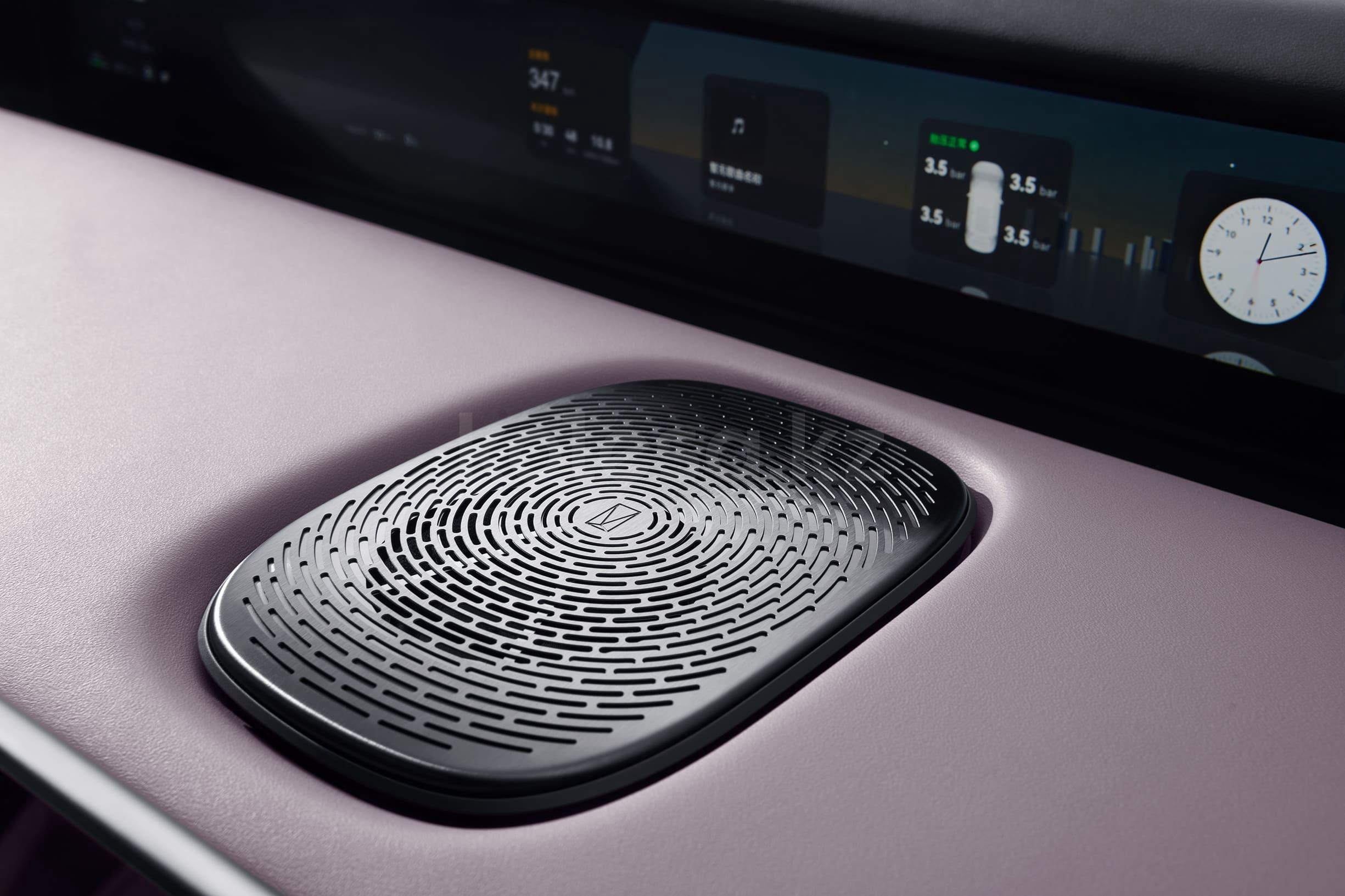 Avatr 12 E 2023 - н.в. года от 23 000 000 тенге