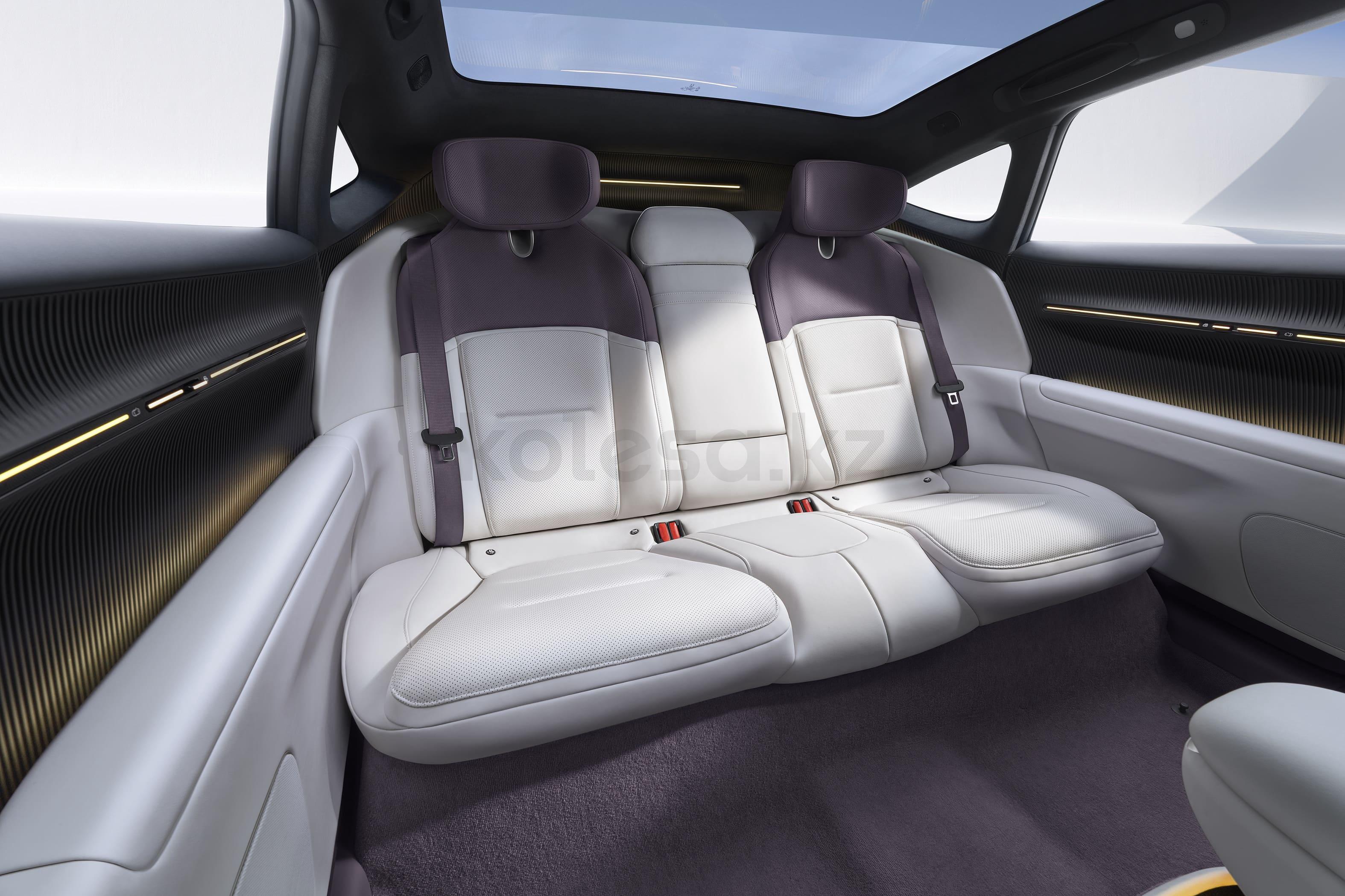 Avatr 12 E 2023 - н.в. года от 23 000 000 тенге