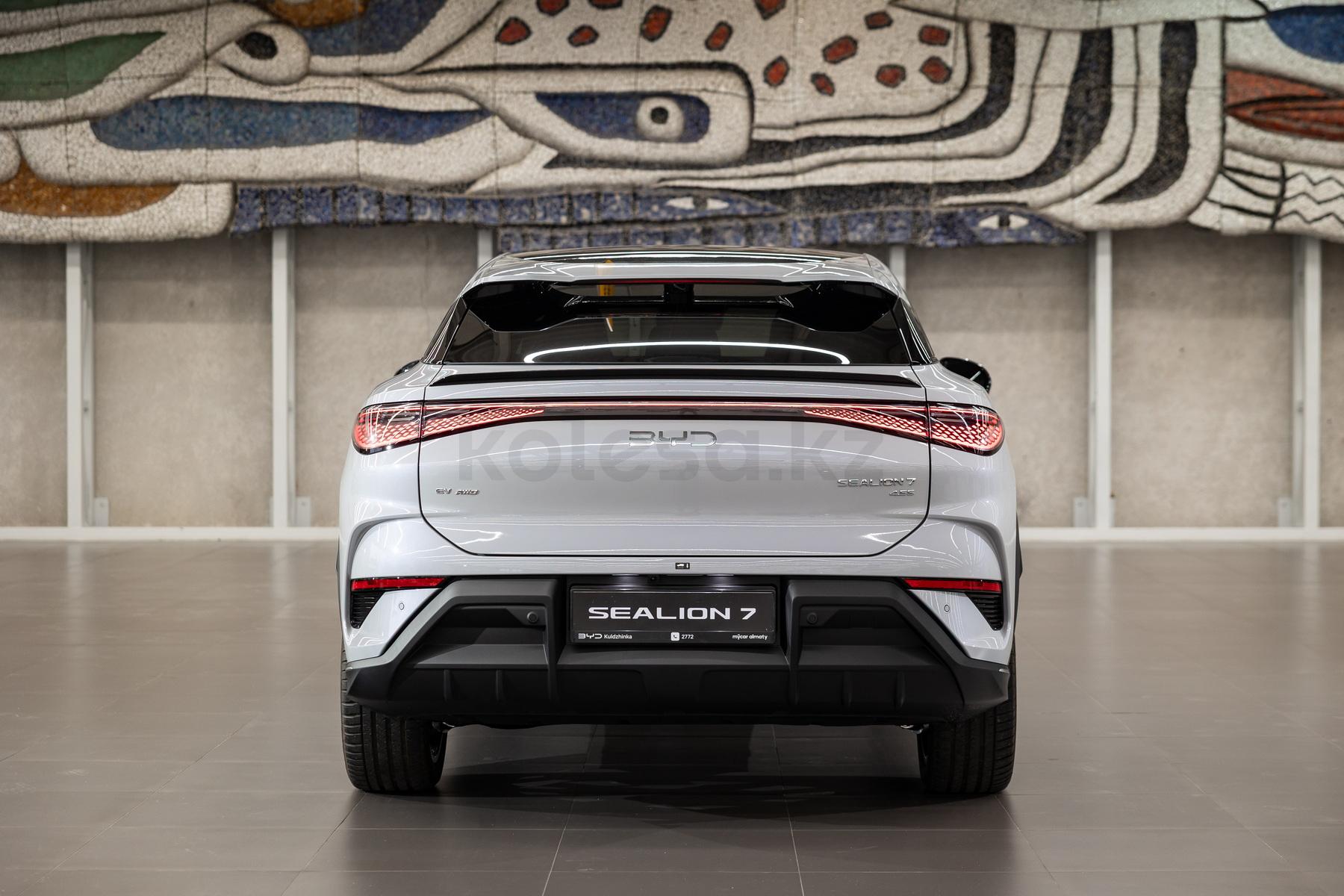 BYD Sealion 7 SUV 2023 - н.в. года от 16 500 000 тенге