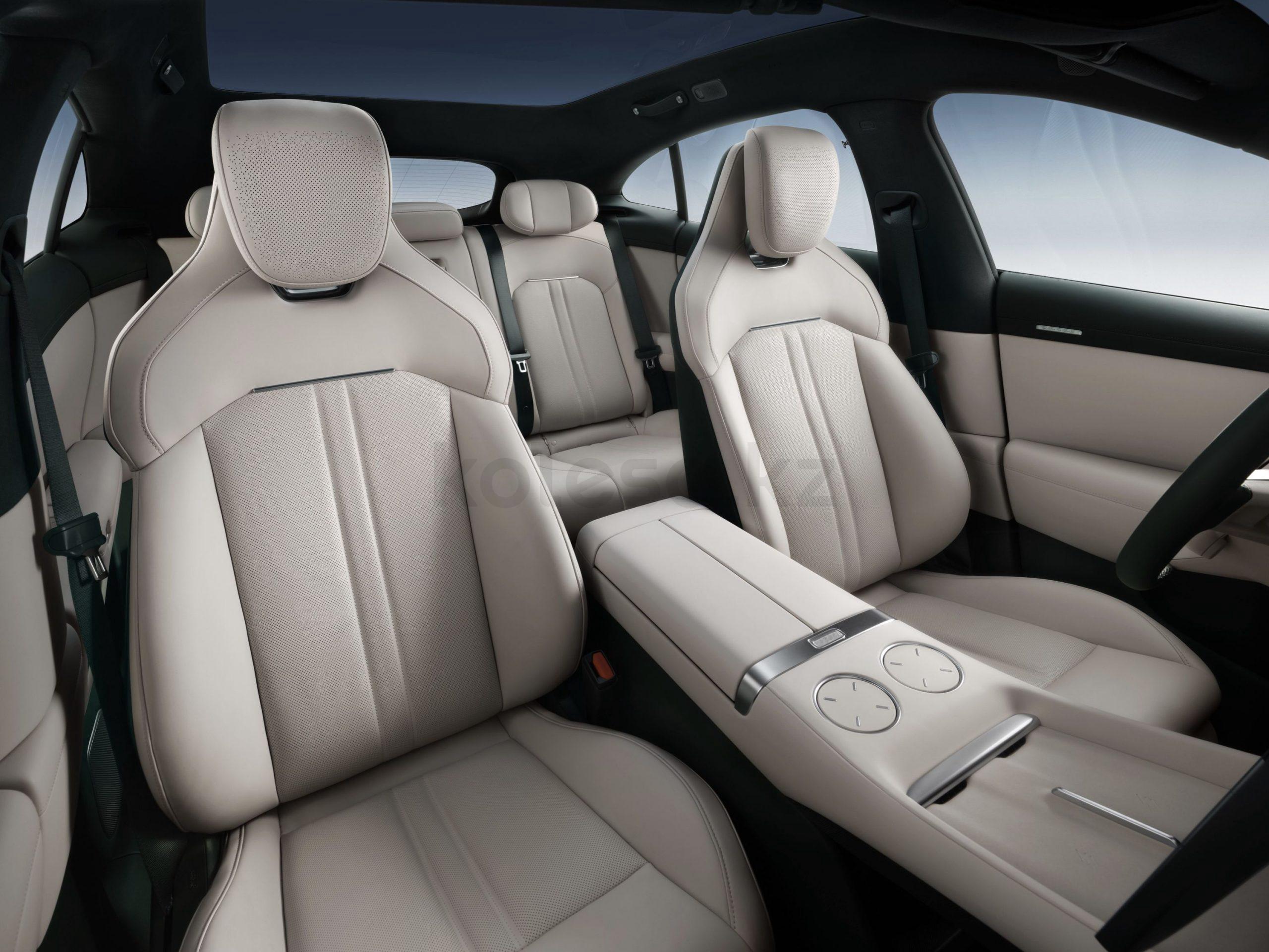 Xiaomi YU7 SUV 2024 - н.в. года от 25 800 000 тенге