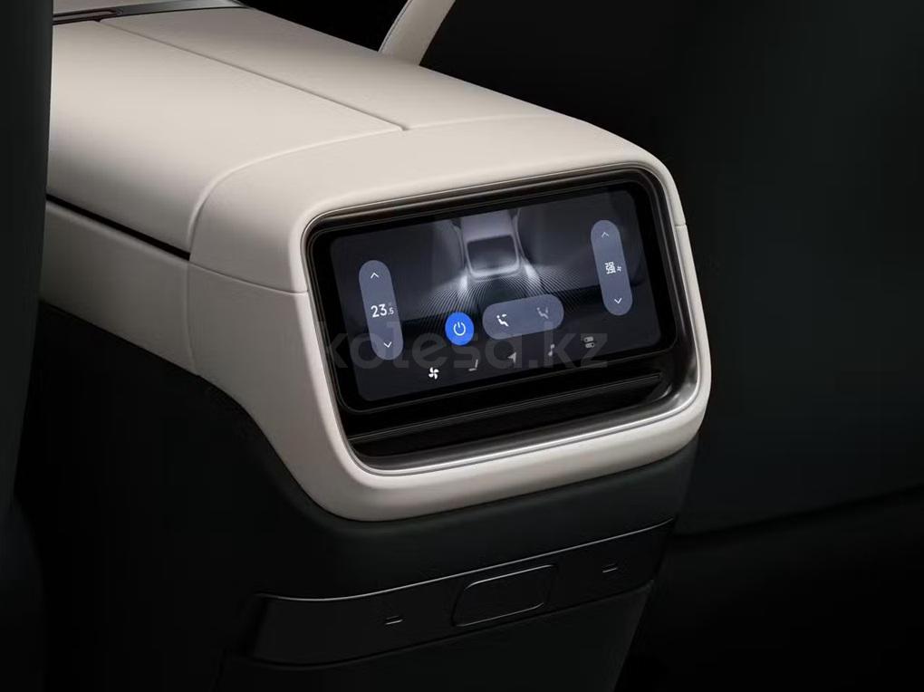 Xiaomi YU7 SUV 2024 - н.в. года от 25 800 000 тенге