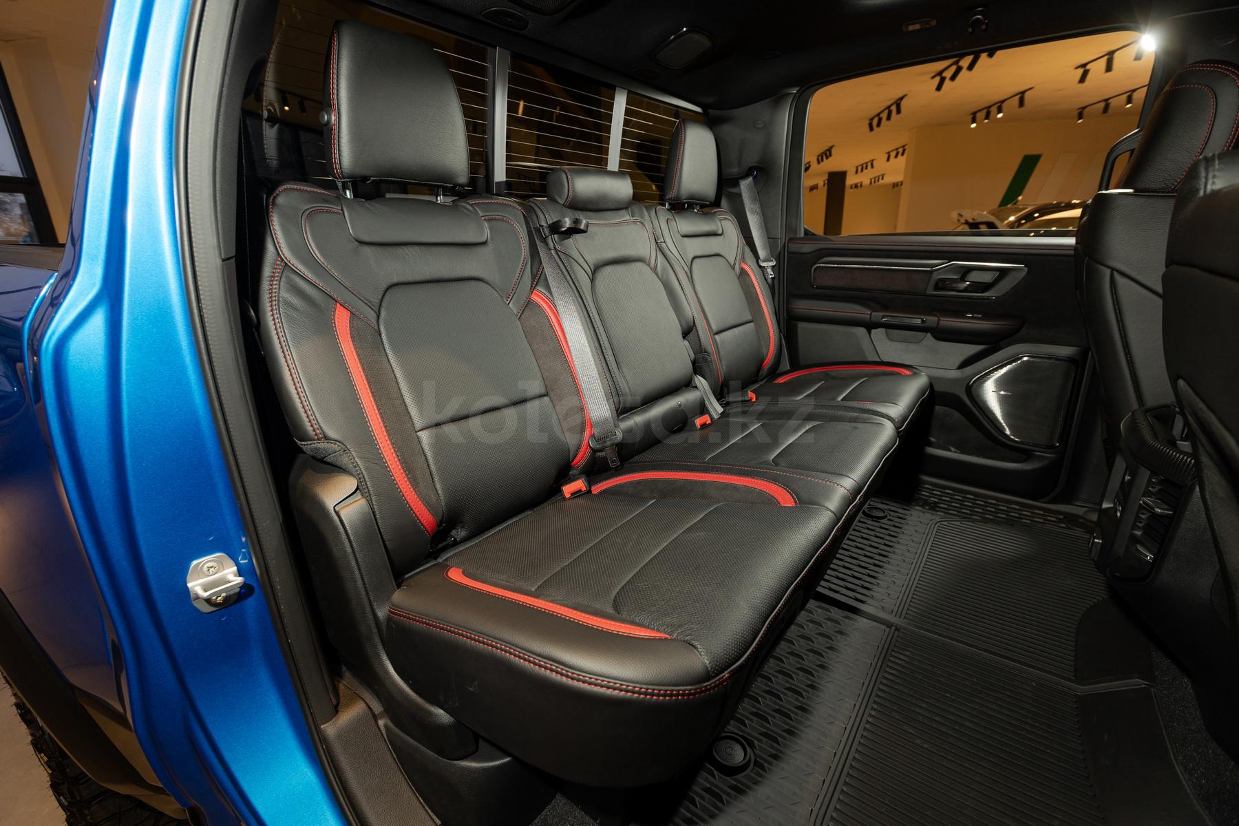 RAM 1500 SUV 2023 - н.в. года от 41 500 000 тенге