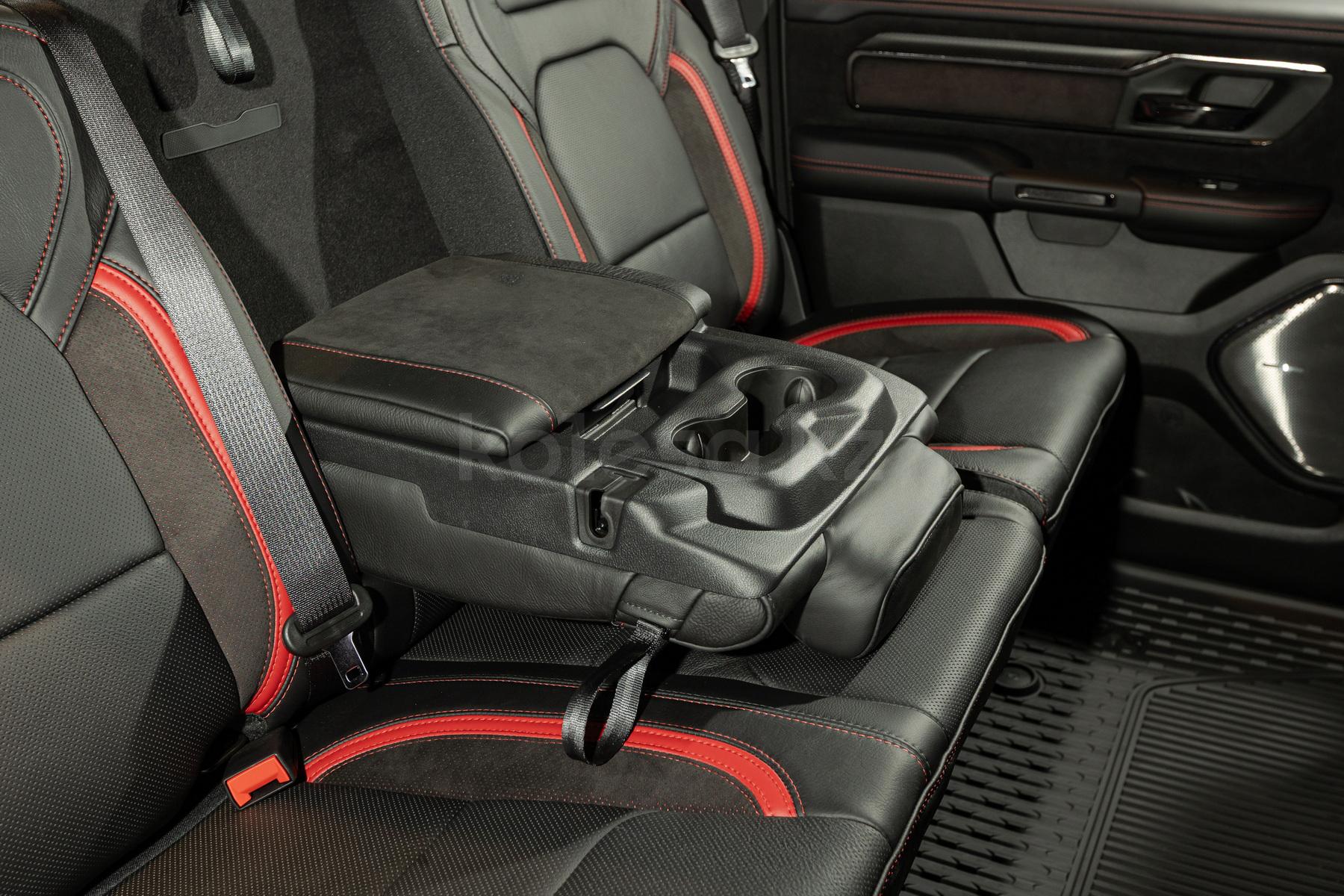 RAM 1500 SUV 2023 - н.в. года от 41 500 000 тенге