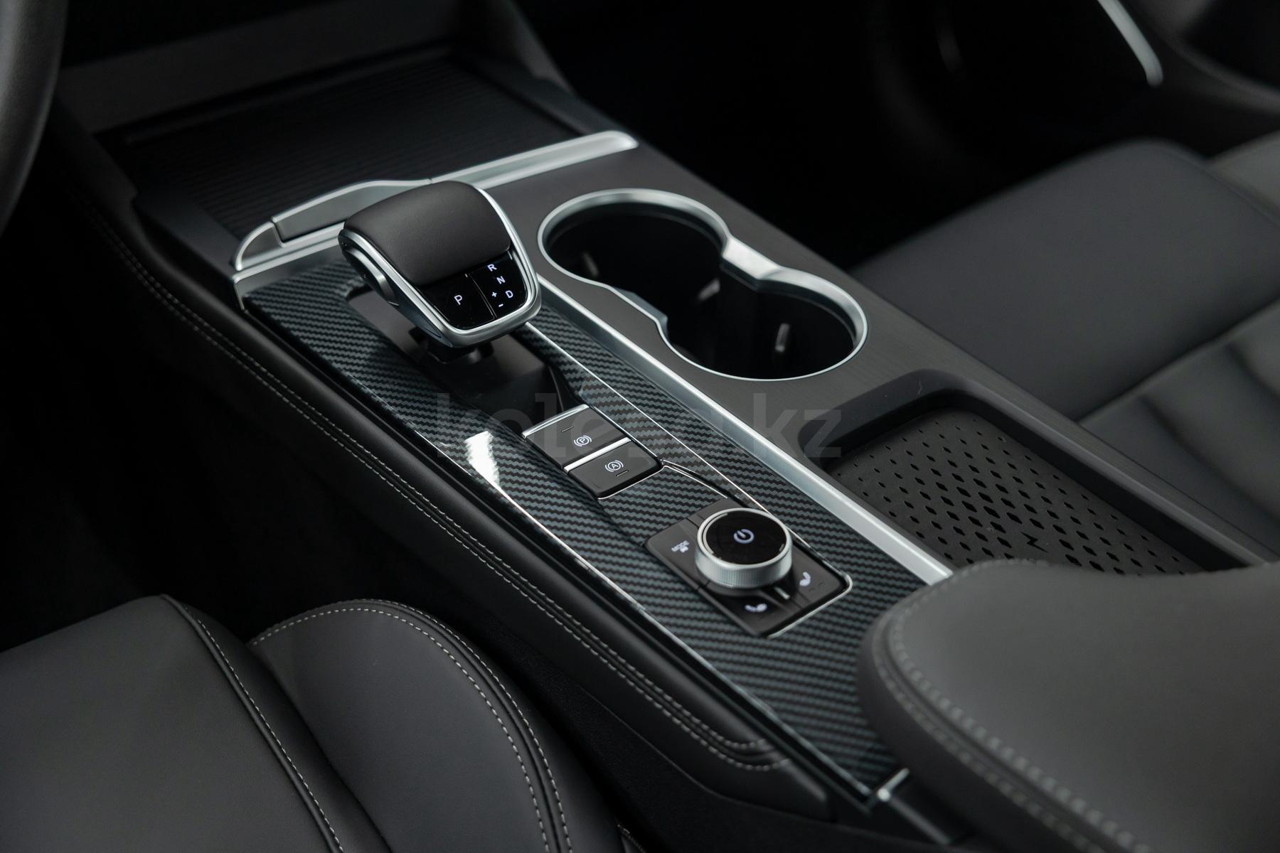 Chery Arrizo 6 C 2025 - н.в. года от 8 490 000 тенге