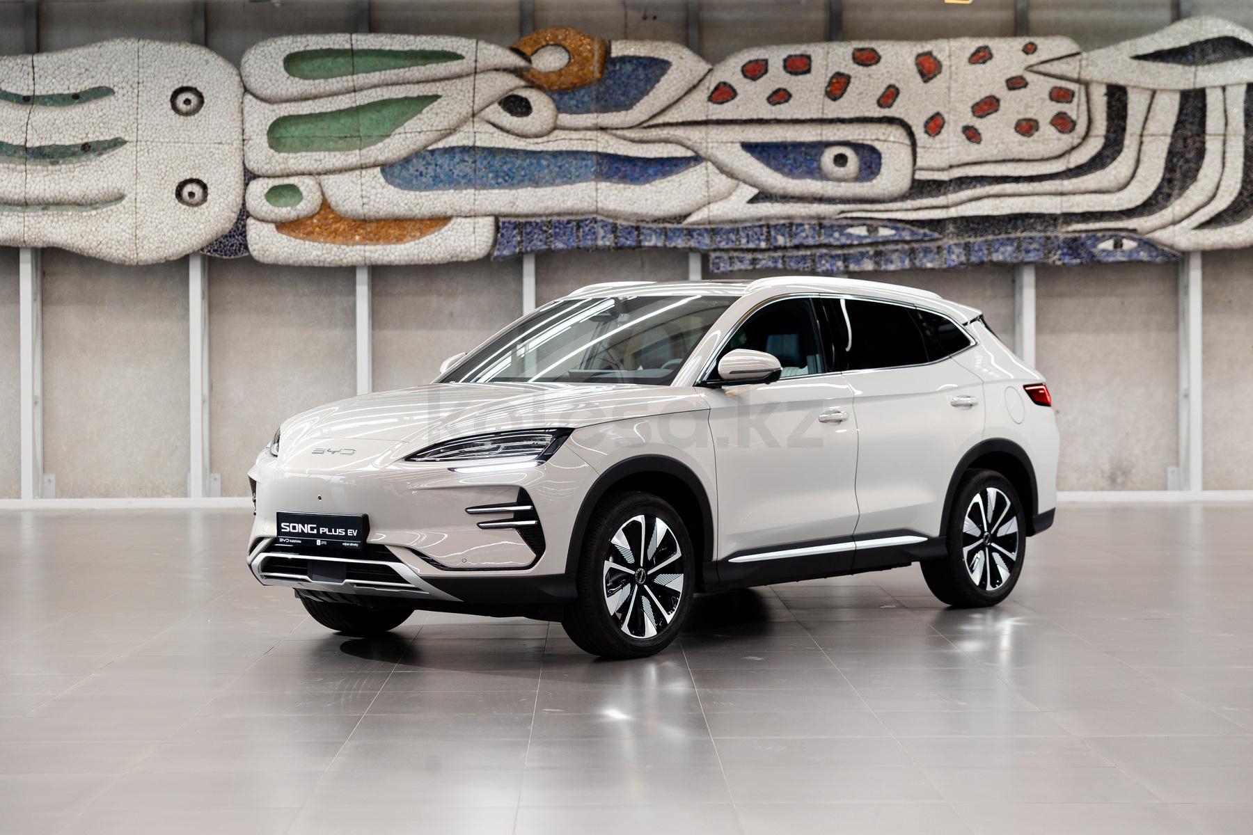 BYD Song Plus EV SUV 2023 - н.в. года от 10 000 000 тенге