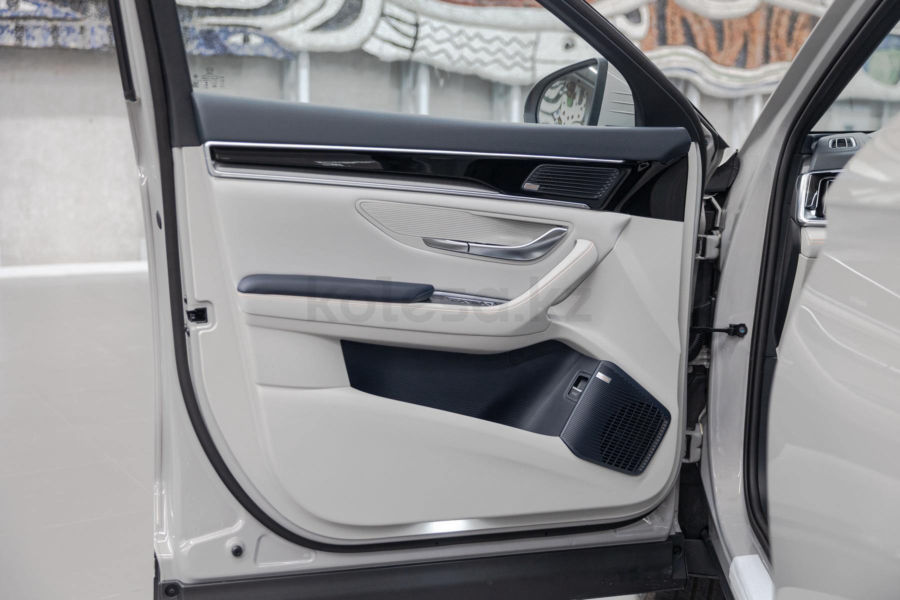 BYD Song Plus EV SUV 2023 - н.в. года от 10 000 000 тенге