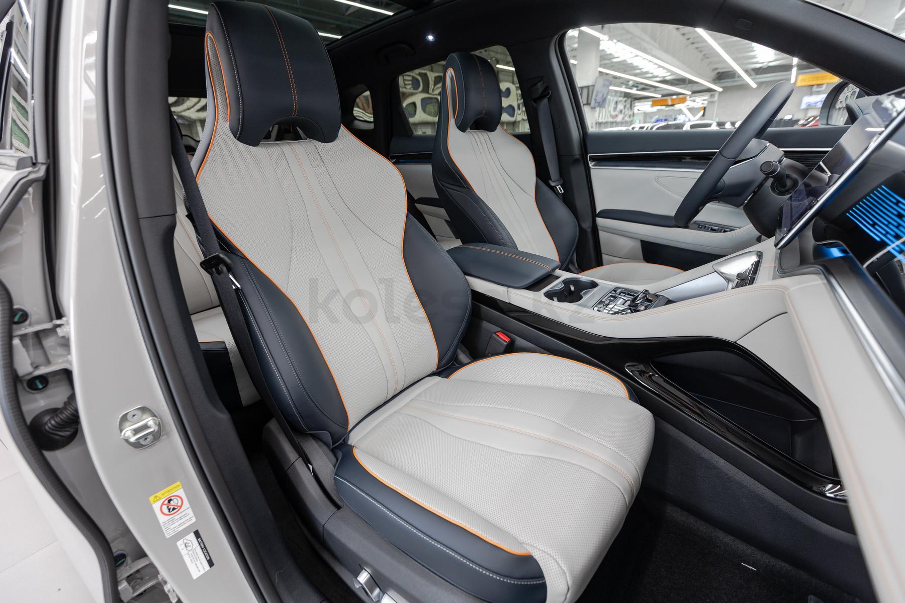 BYD Song Plus EV SUV 2023 - н.в. года от 10 000 000 тенге