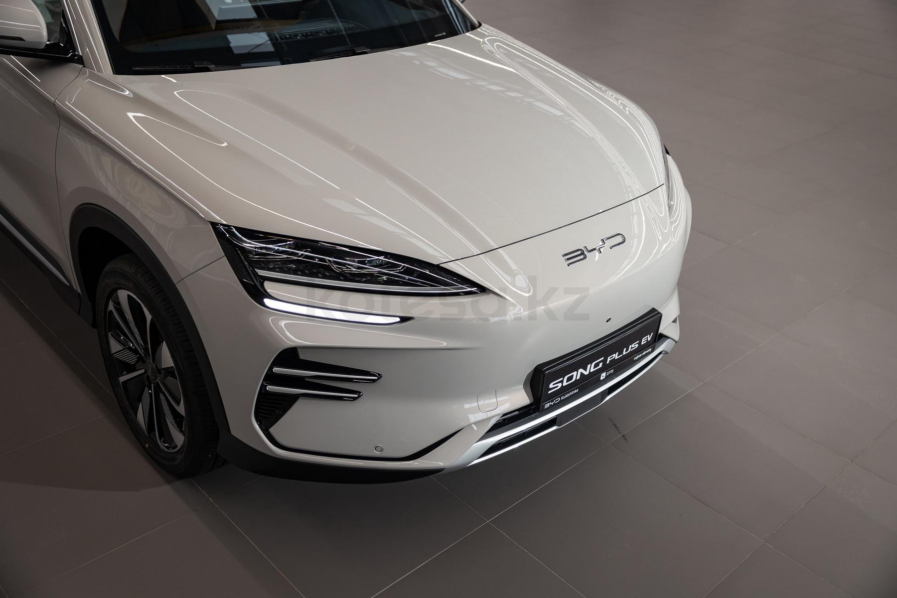 BYD Song Plus EV SUV 2023 - н.в. года от 10 000 000 тенге