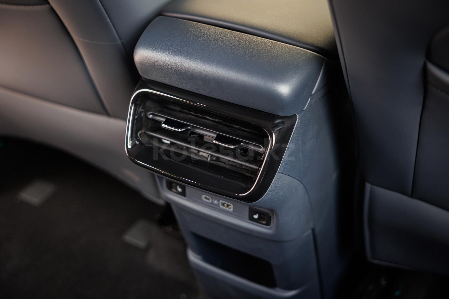 Geely Galaxy EX5 SUV 2024 - н.в. года от 14 490 000 тенге