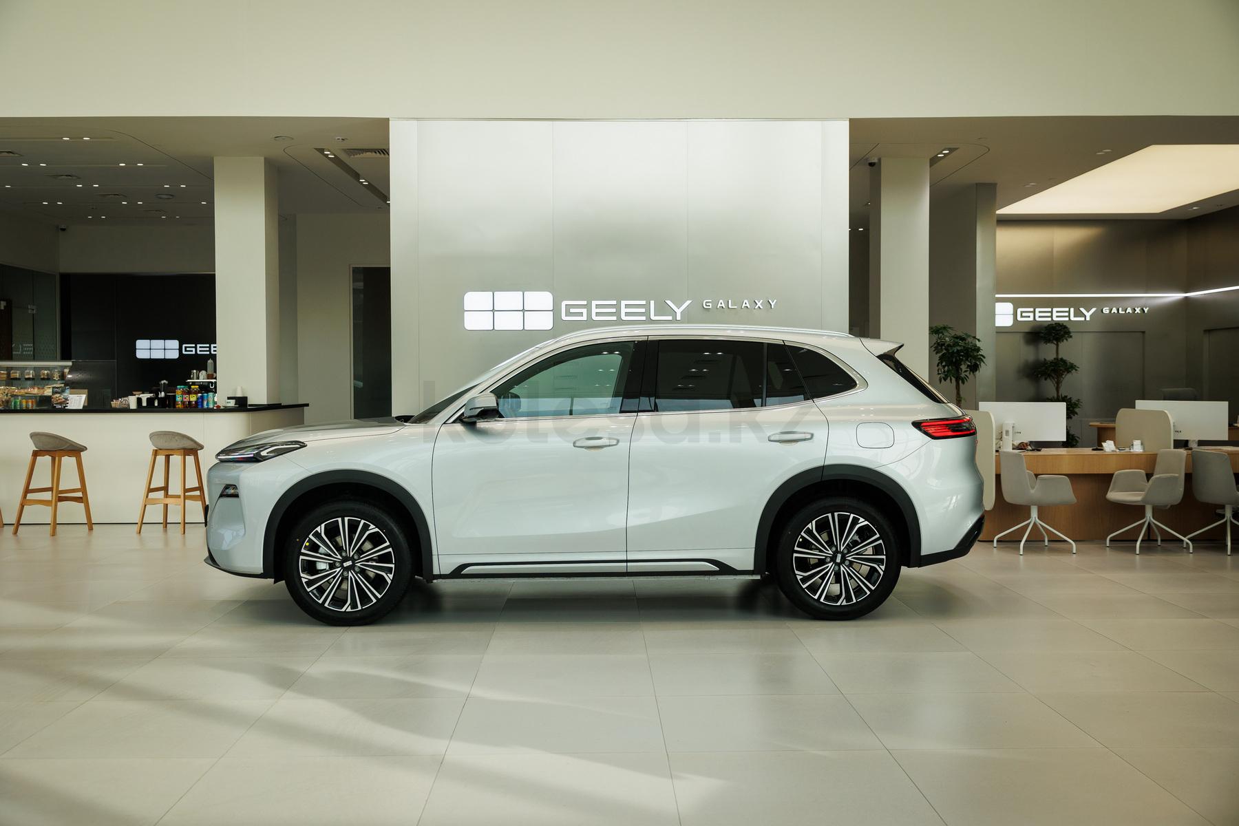 Geely Galaxy EX5 EM-i SUV 2025 - н.в. года от 12 099 000 тенге