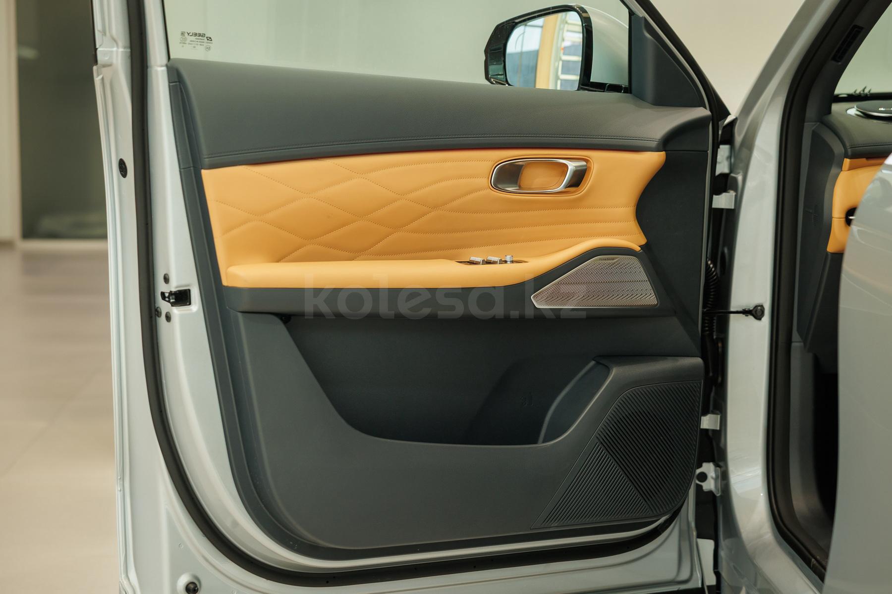 Geely Galaxy EX5 EM-i SUV 2025 - н.в. года от 12 099 000 тенге